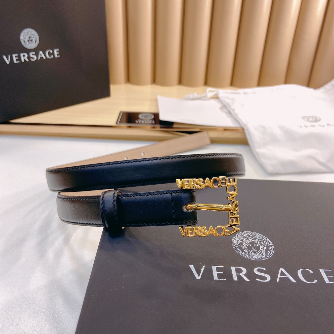 范思哲VERSACE2.0cm宽软皮