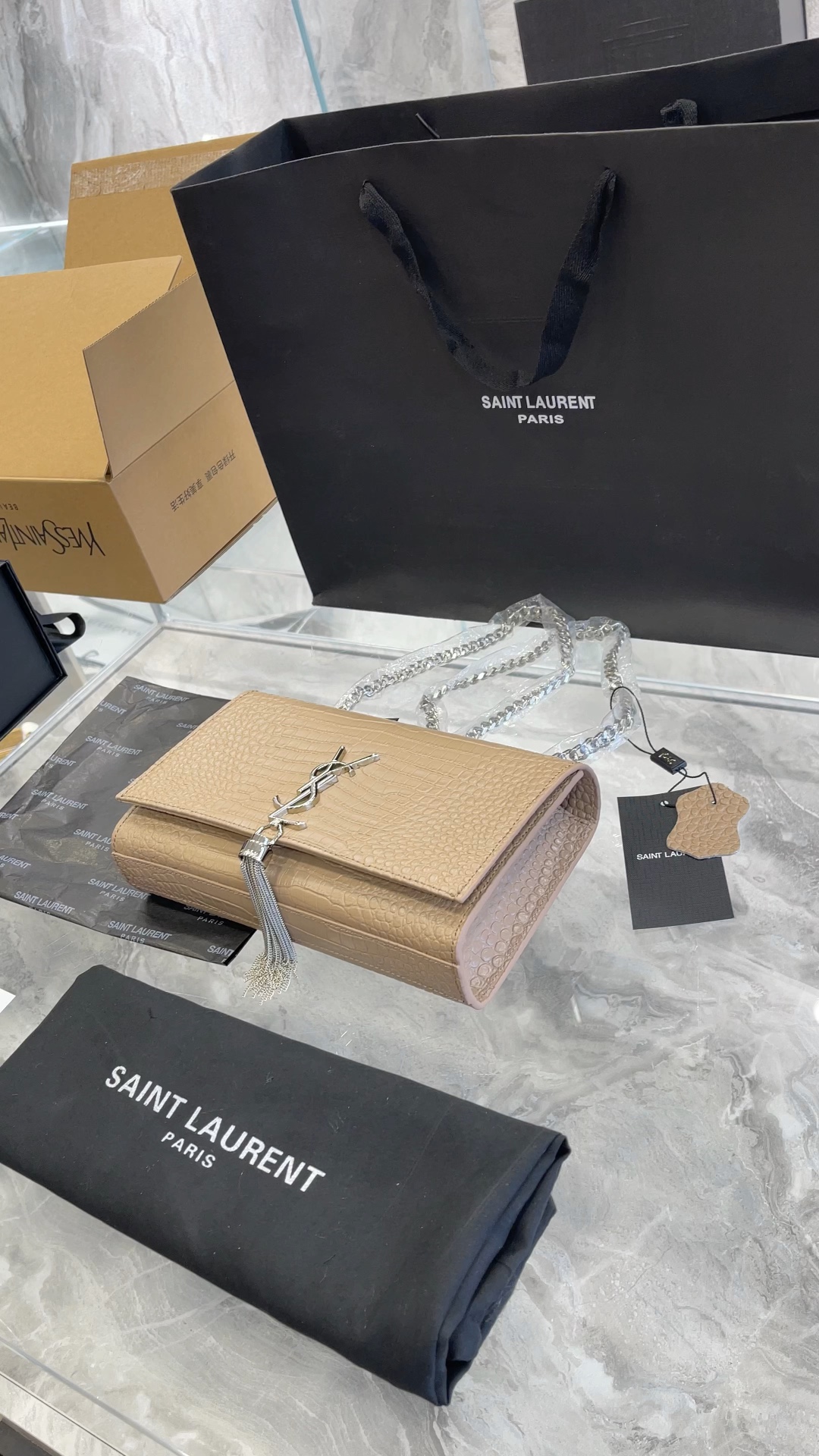 Yupoo Gucci Bags Watches Nike Clothing Jordan Yeezy Balenciaga Shoes
