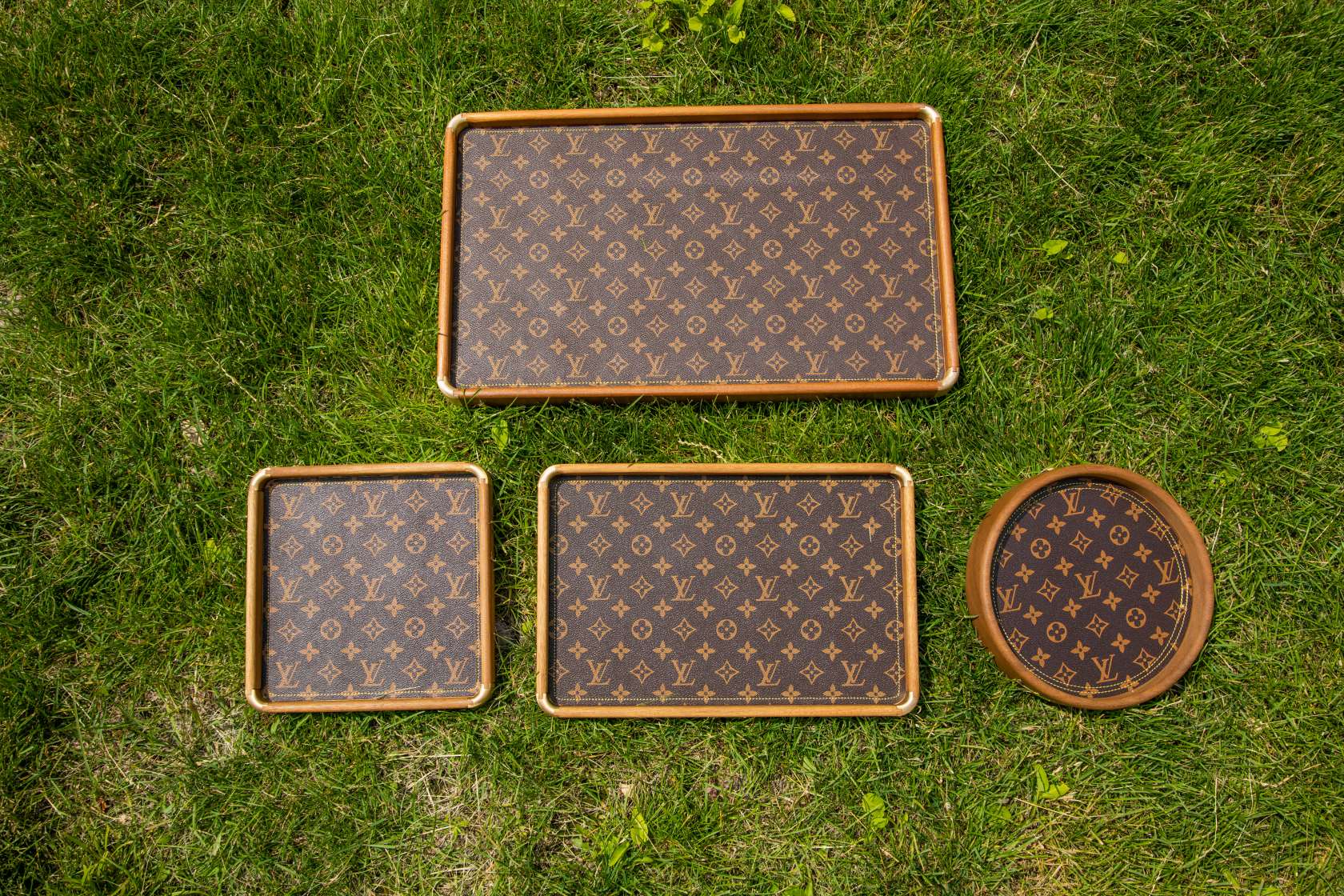 LV Walnut Wood Tray - Comprehensive 9