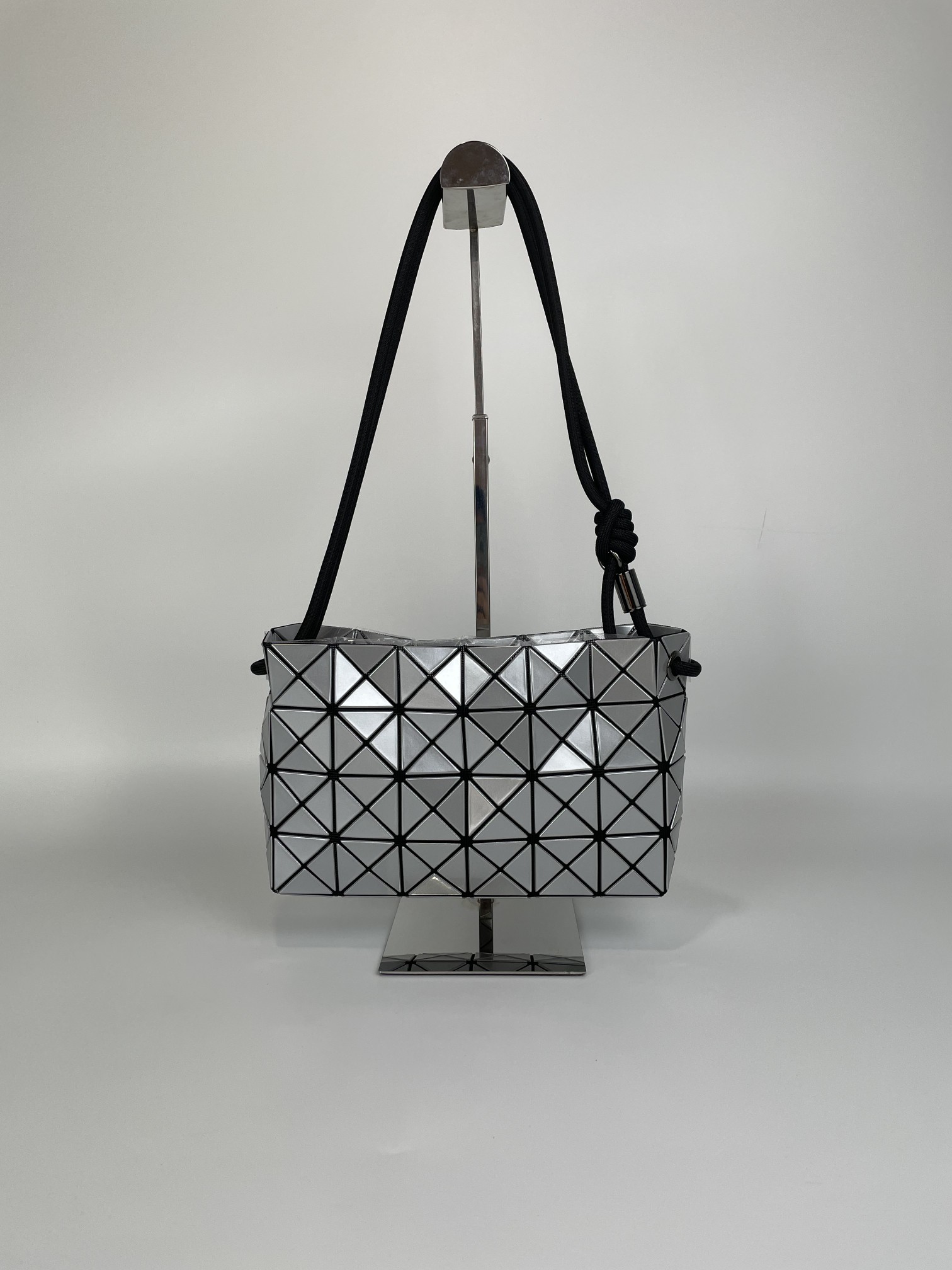 160 Miyake Life April nouveau cordon de serrage à bandoulière unique, chignon de tofu en changeant de forme aléatoire sac en forme de boîte rectangulaire, un_voghion.com