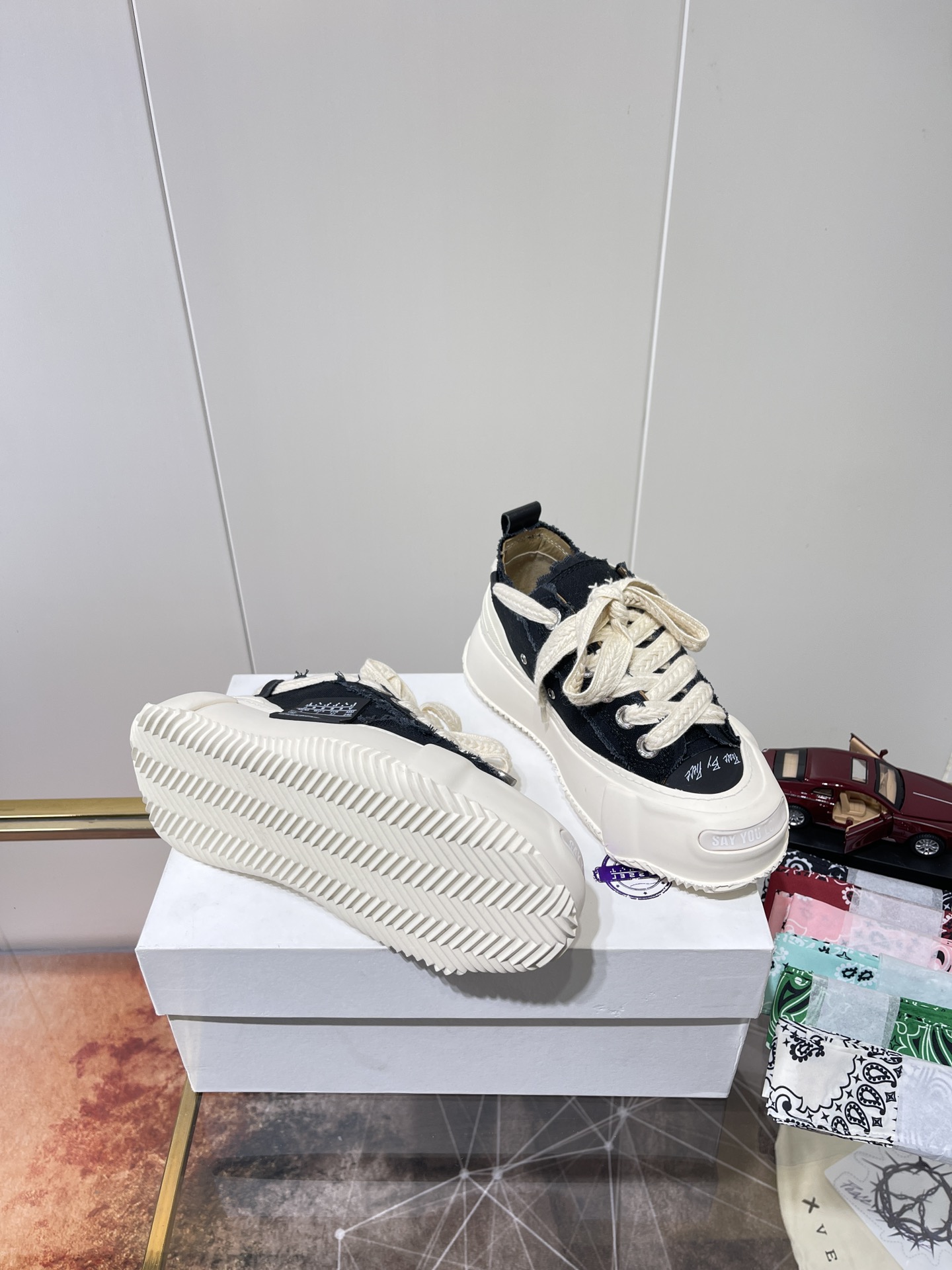 Xvesel-SmileRepublic Autumn 2022 Top Version Shoes with Zirconium Fabric - 图片 7