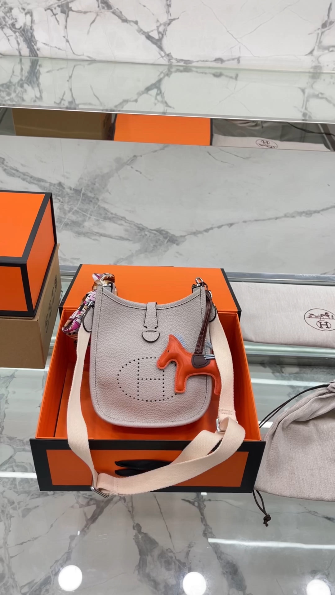 Yupoo Gucci Bags Watches Nike Clothing Jordan Yeezy Balenciaga Shoes
