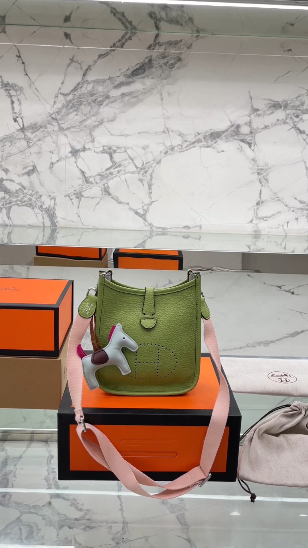 Yupoo Gucci Bags Watches Nike Clothing Jordan Yeezy Balenciaga Shoes
