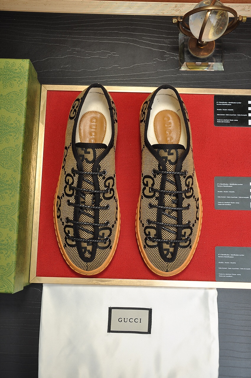 I5 Gucci  古奇 官网1:1运动男鞋火爆上市，采用原版Gucci  古奇 布料+面筋内里，再加官网原版1:1舒适大底。时尚百搭，着脚超舒适、透气。5色可选，标准鞋码38/4545定做不退换”},”isTop”:0,”negativeStock”:true,”old_time”:”28天前