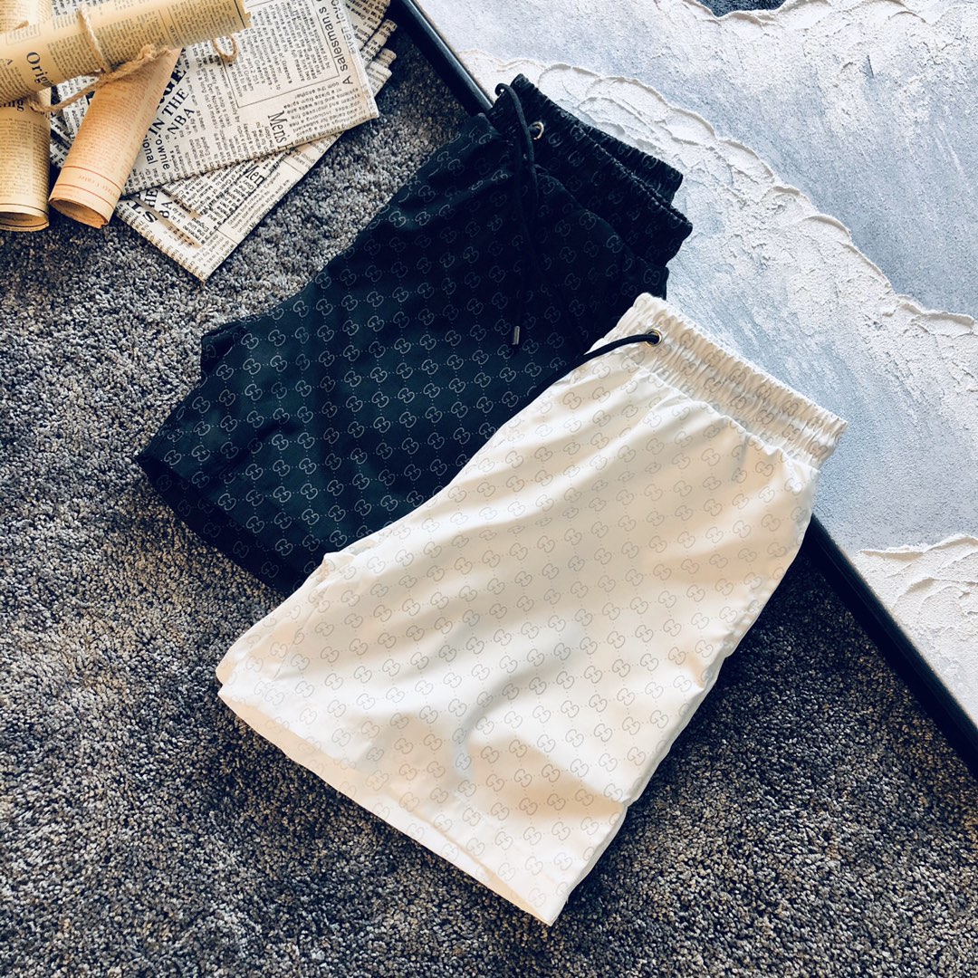 ！  原单货 情侣款🔥古奇 Gucci* 春夏新品短裤 专柜同步有售，五金带Logo，时尚休闲裤 速干裤