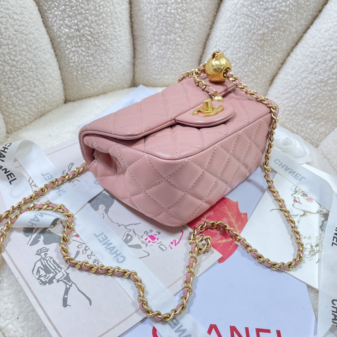 Chanel Style Pink Shoulder Bag style reference detail image 4 from source 776576