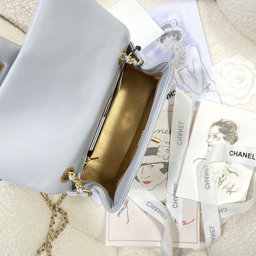 Chanel Style Grey Shoulder Bag style reference detail image 8 from source 776577