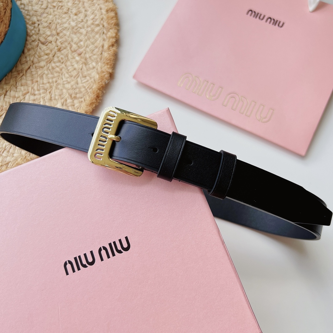 “Mouse Miu Belt Miss Womens Betts: Modern & Elegant Calf Skin Design” - 图片 4
