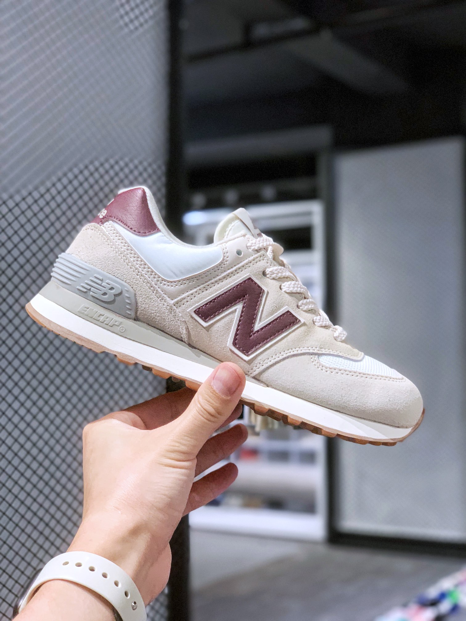 G5 公司级 官方最新配色New Balance/NB 574系列 原盒原标 天猫京东平台专供 早期外围实体充正案例无数，外贸客户指定订单前后掌分段组合大底 内置科技软底 EVA高弹 ENCAP减震中底 复古运动鞋休闲鞋。