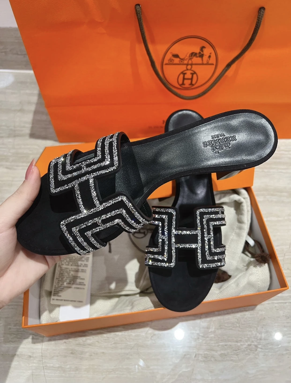 NO:253930,H-shaped Hermes latest glittering phantom rhinestone Oasis mid-heel H sandals, slippers, hermes, slippers19860909H型爱马仕最新闪闪魅影水钻Oasis中跟H凉拖鞋,拖鞋,hermes,slippers,Women's Shoes
