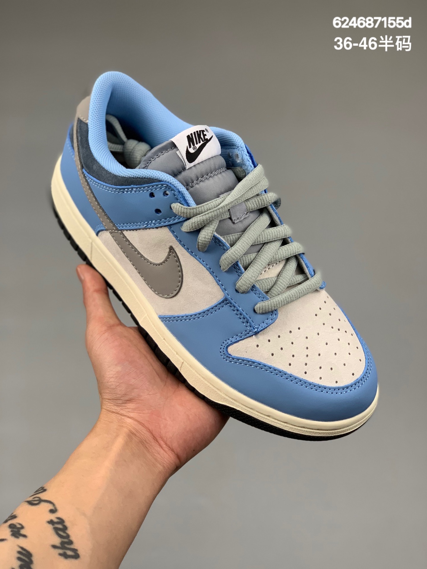 本地
新品出货Nike Dunk SB Low x 大友克洋联名首发原装头层材料 独家版型蒸餾加工帶來的是更好的视觉和脚感体验大厂纯原品质出货 清洁度 电绣工艺 皮料切割干净无任何毛边 细节完美 货号: DO7412 987尺码: 36 36.5 37.5 38 38.5 39 40 40.5 41 42 42.5 43 44 44.5 45 46
编码：624687155d