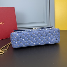 大号0128#Valentino 华伦天奴🆕🆕款女士挎包,GARAVANI ROCKSTUD SPIKE 大号0128#Valentino 华伦天奴🆕🆕款女士挎包,GARAVANI ROCKSTUD SPIKE