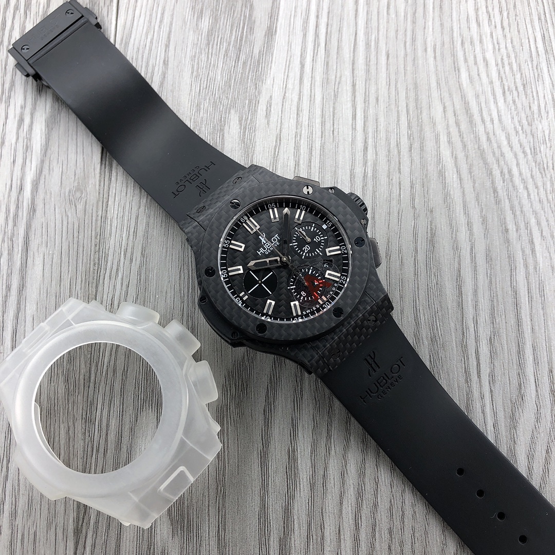 HB 恒宝 HUBLOT 宇舶大爆炸系列 🎮301.QX.1724.RX腕表