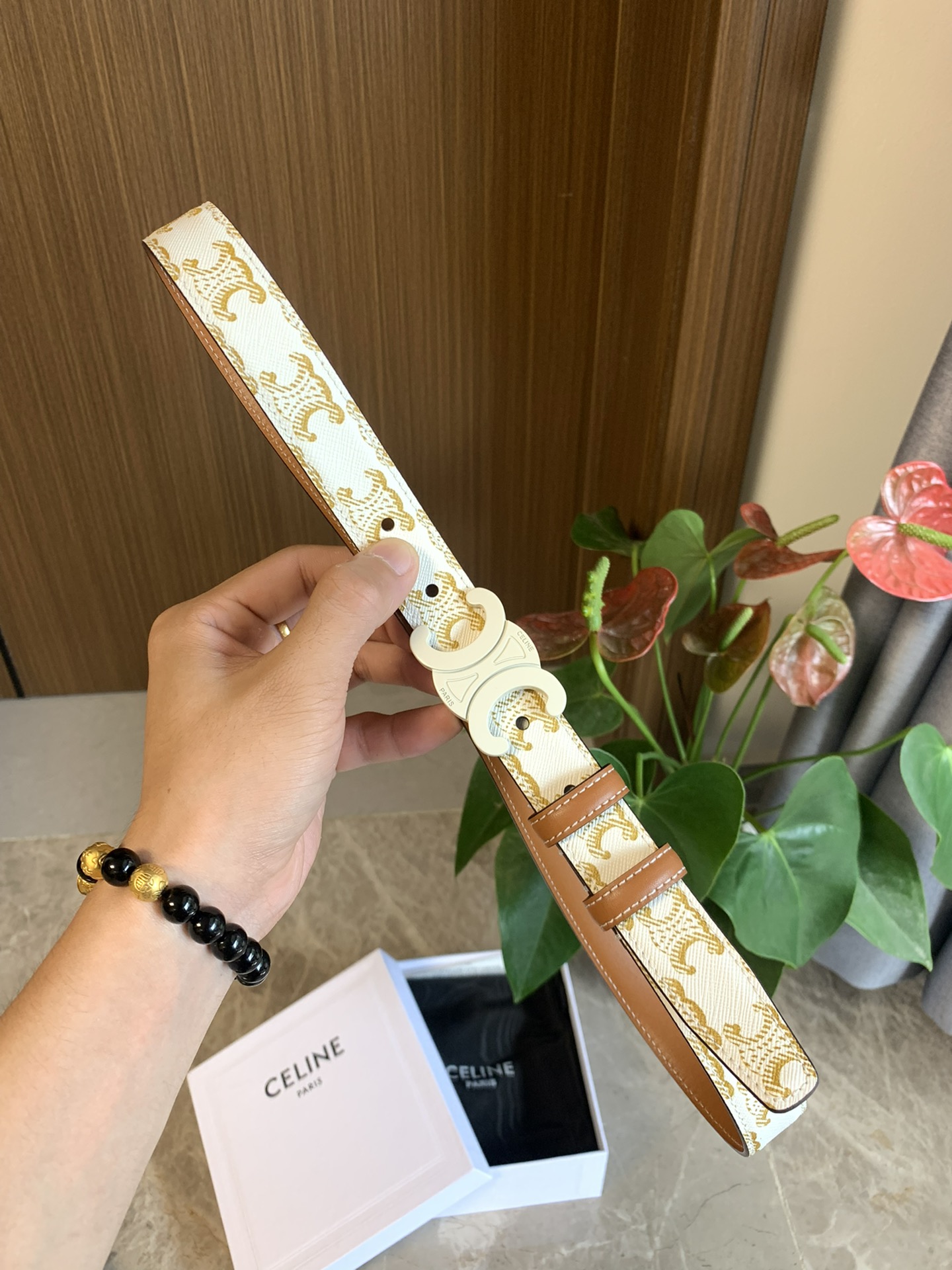 🉐️ CÉLINE 赛琳新款🆕 凯旋门腰带 TRIOMPHE 光滑小牛皮腰带 对版溜金金属件 宽2.5c