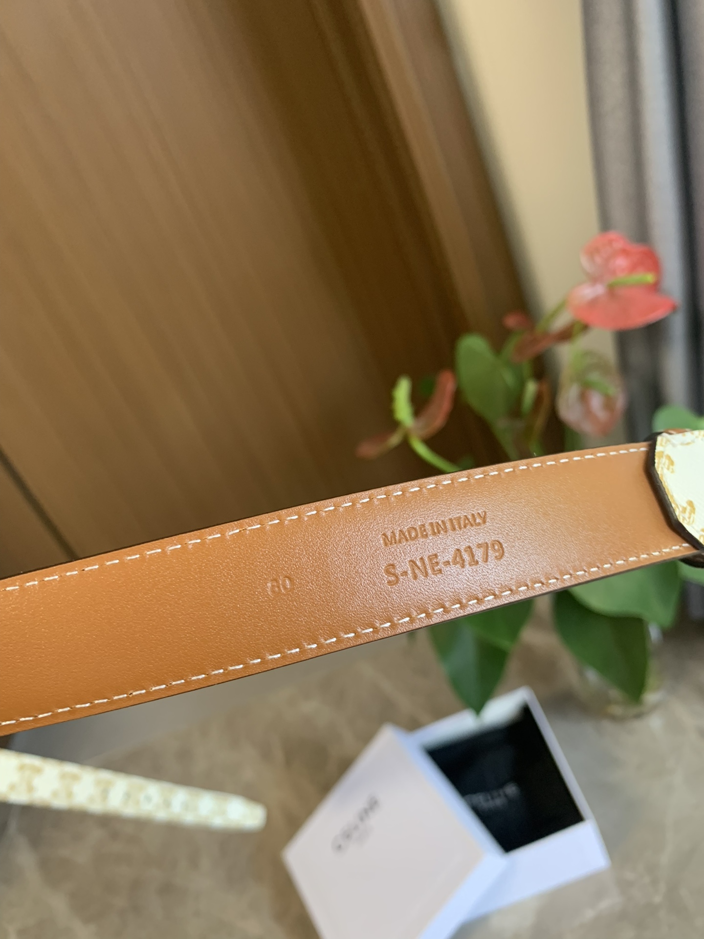 🉐️ CÉLINE 赛琳新款🆕 凯旋门腰带 TRIOMPHE 光滑小牛皮腰带 对版溜金金属件 宽2.5c