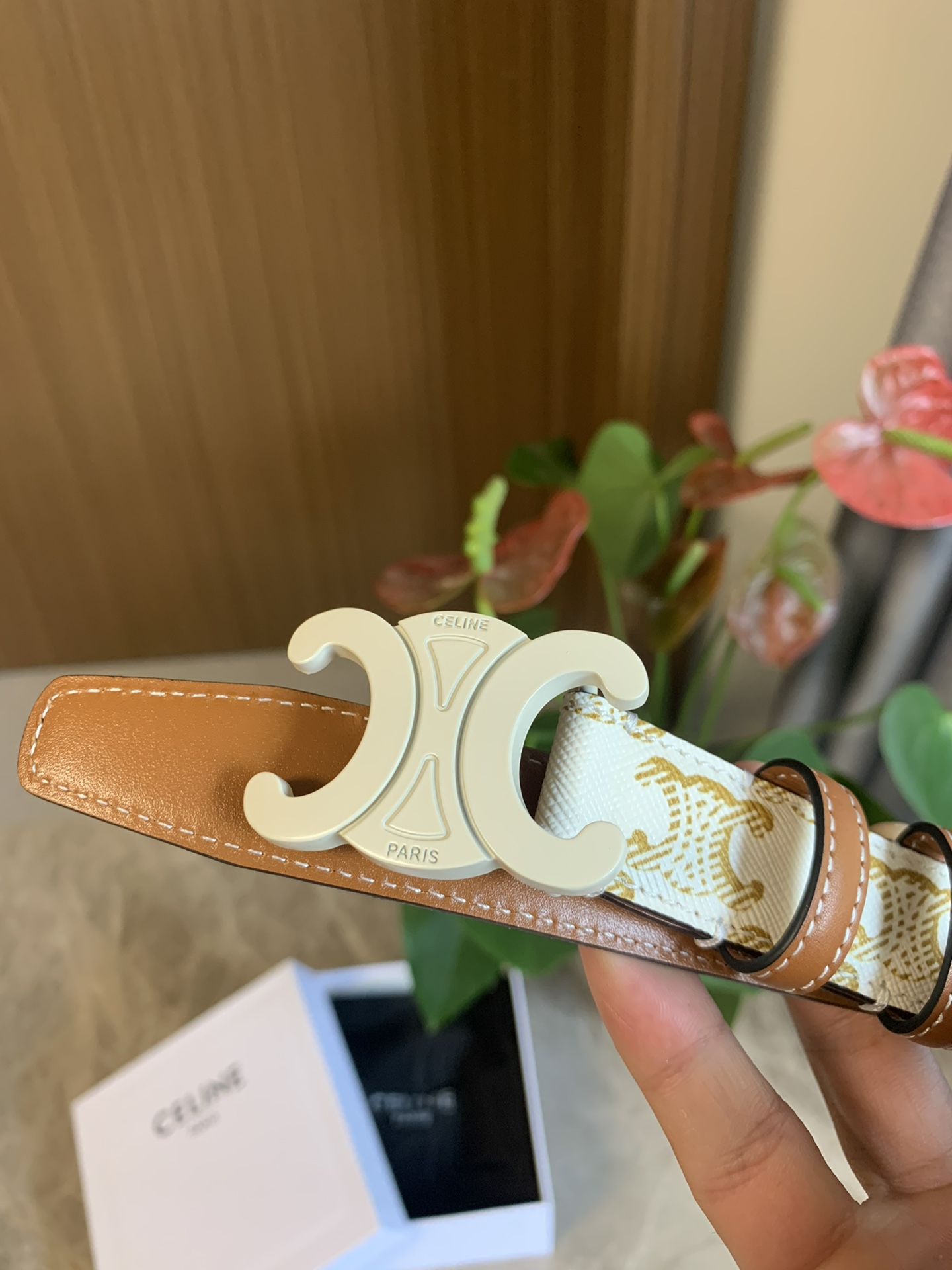 🉐️ CÉLINE 赛琳新款🆕 凯旋门腰带 TRIOMPHE 光滑小牛皮腰带 对版溜金金属件 宽2.5c
