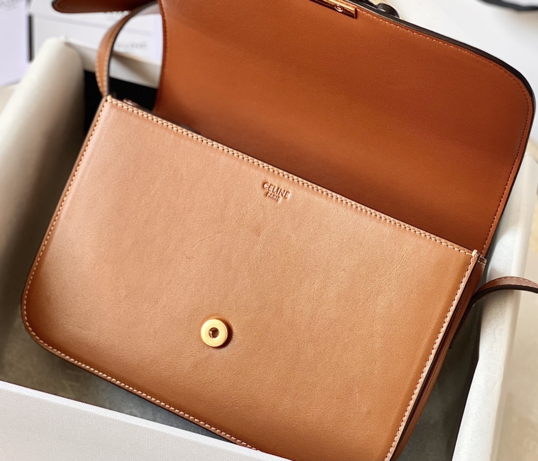 CELINE赛琳2022新款浮雕凯旋门肩背包199223