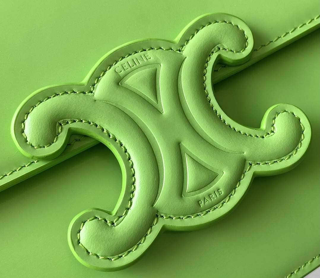 CELINE赛琳2022新款浮雕凯旋门肩背包199223