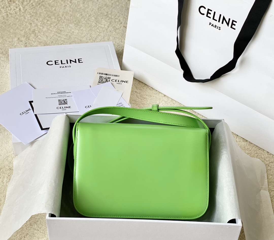 CELINE赛琳2022新款浮雕凯旋门肩背包199223