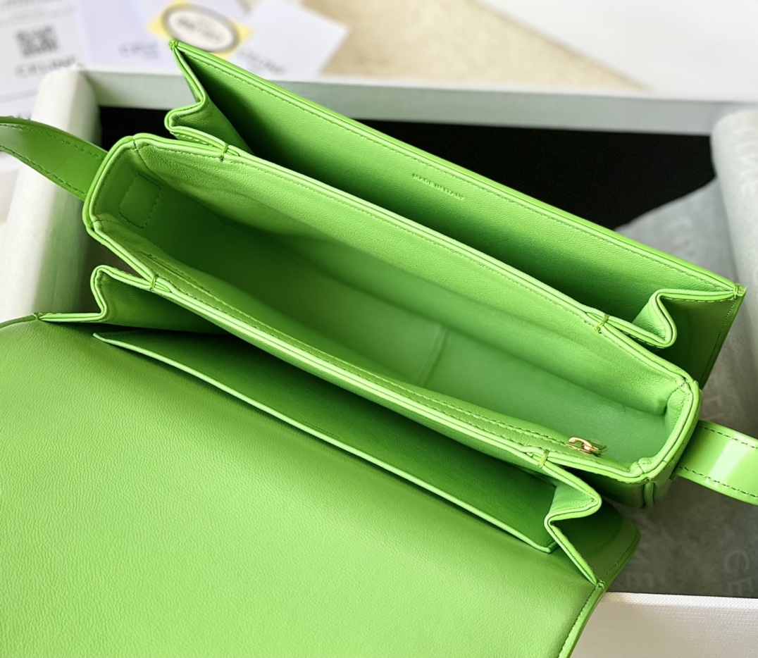 CELINE赛琳2022新款浮雕凯旋门肩背包199223