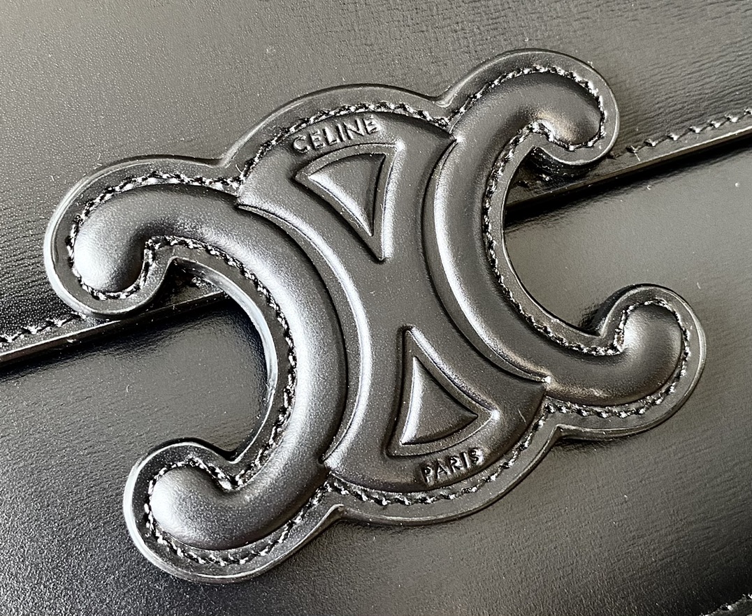 CELINE赛琳2022新款浮雕凯旋门肩背包199223