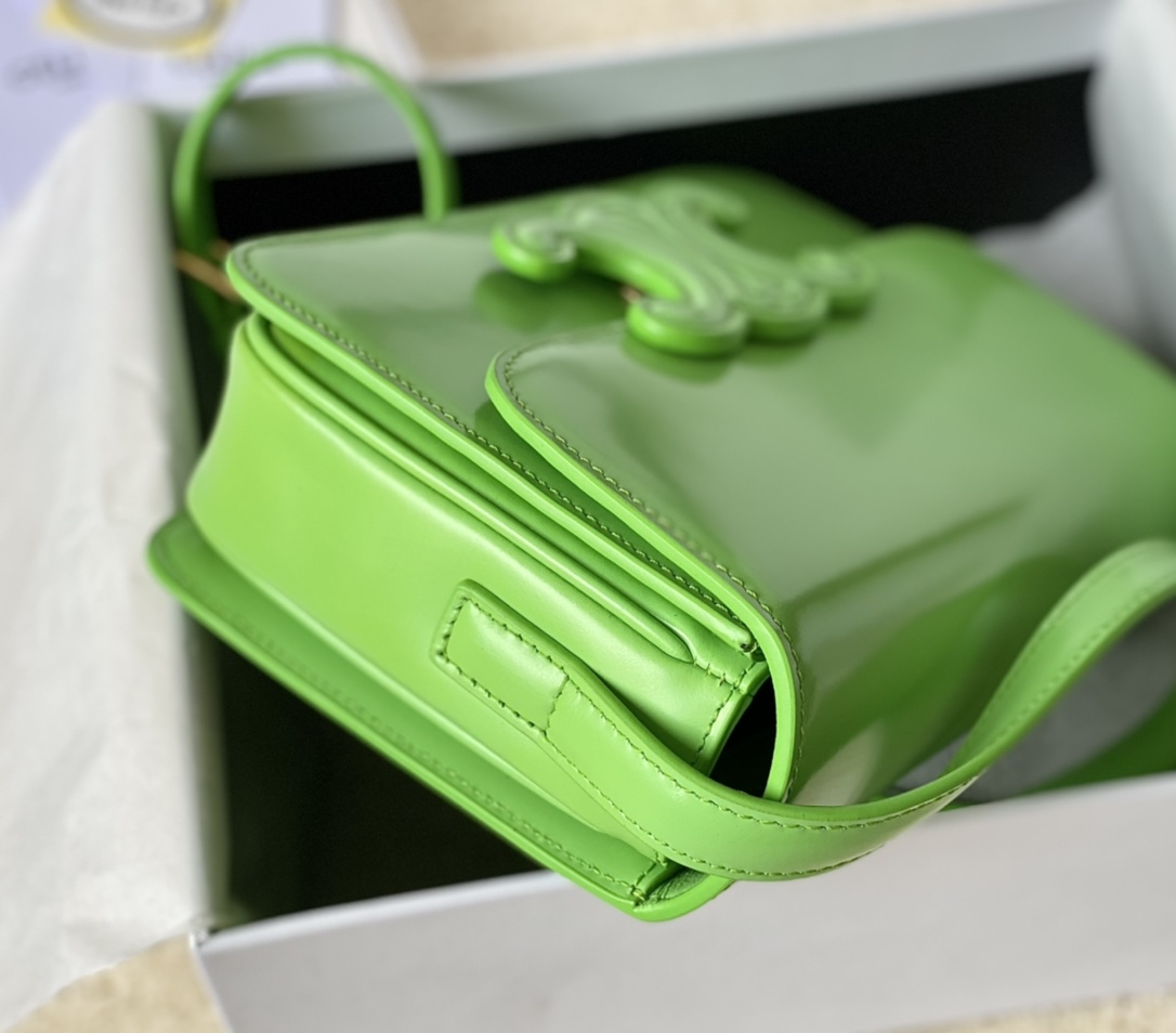 CELINE赛琳2022新款浮雕凯旋门肩背包199233