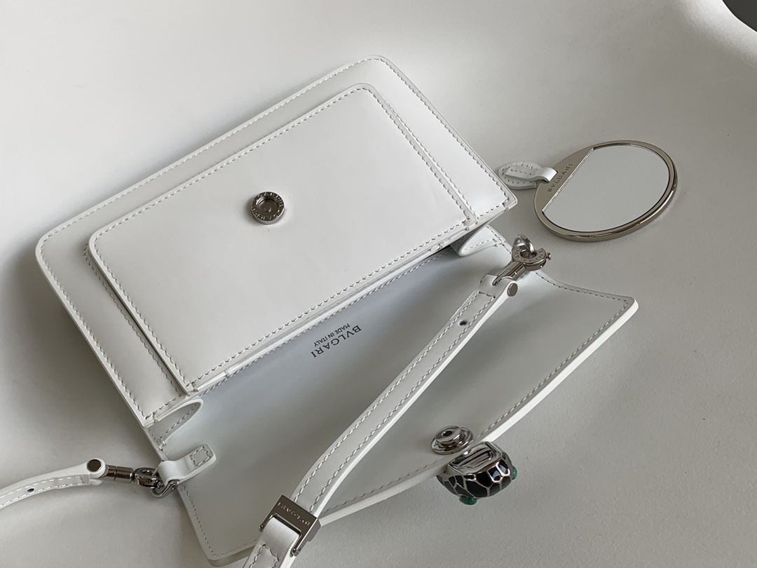 BVLGARI宝格丽意大利小牛皮小号手袋292103