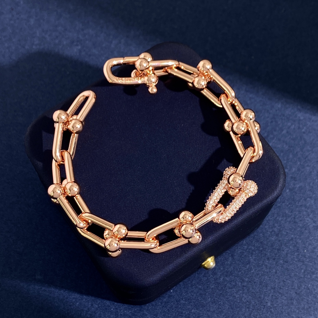 Tiffany & Co. TFN蒂芙尼新款环扣U型竹节单颗满钻粗版光面手链到货 黄铜材料电镀18K金 金银玫3个色