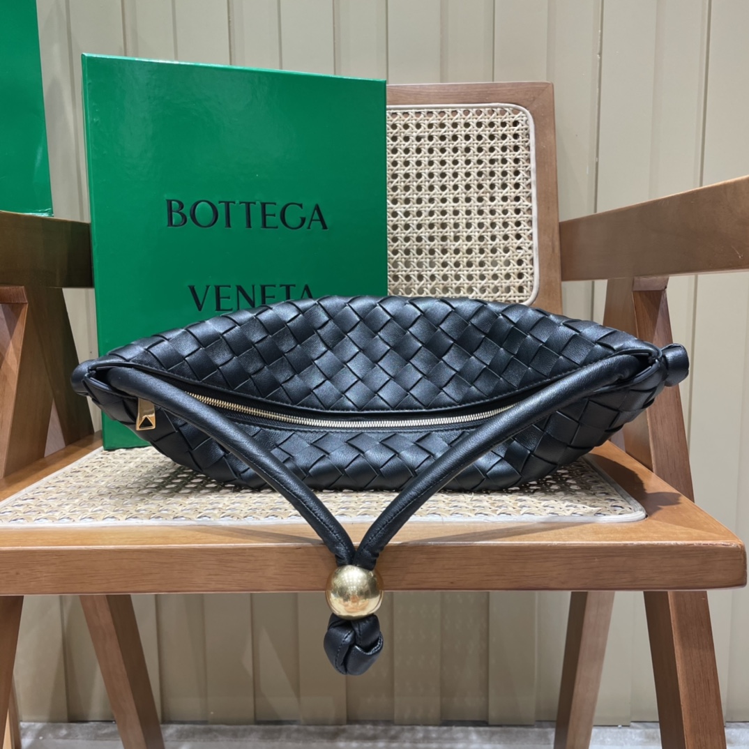 Bottega Veneta葆蝶家 TURN 40CM BAG 701024黑色