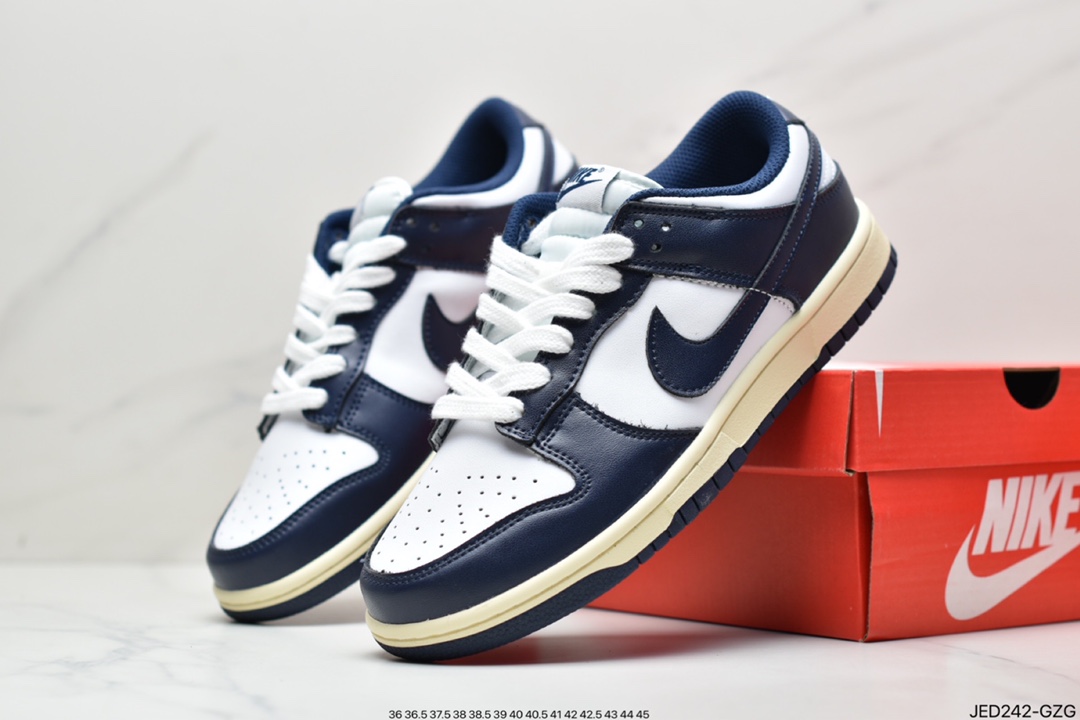 Nike Nike SB Zoom Dunk Low Sneakers DH0957-100