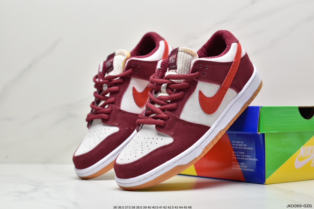 160 耐克Nike SB Dunk Low Pro 复古低帮 休闲运动滑板板鞋DQ8799