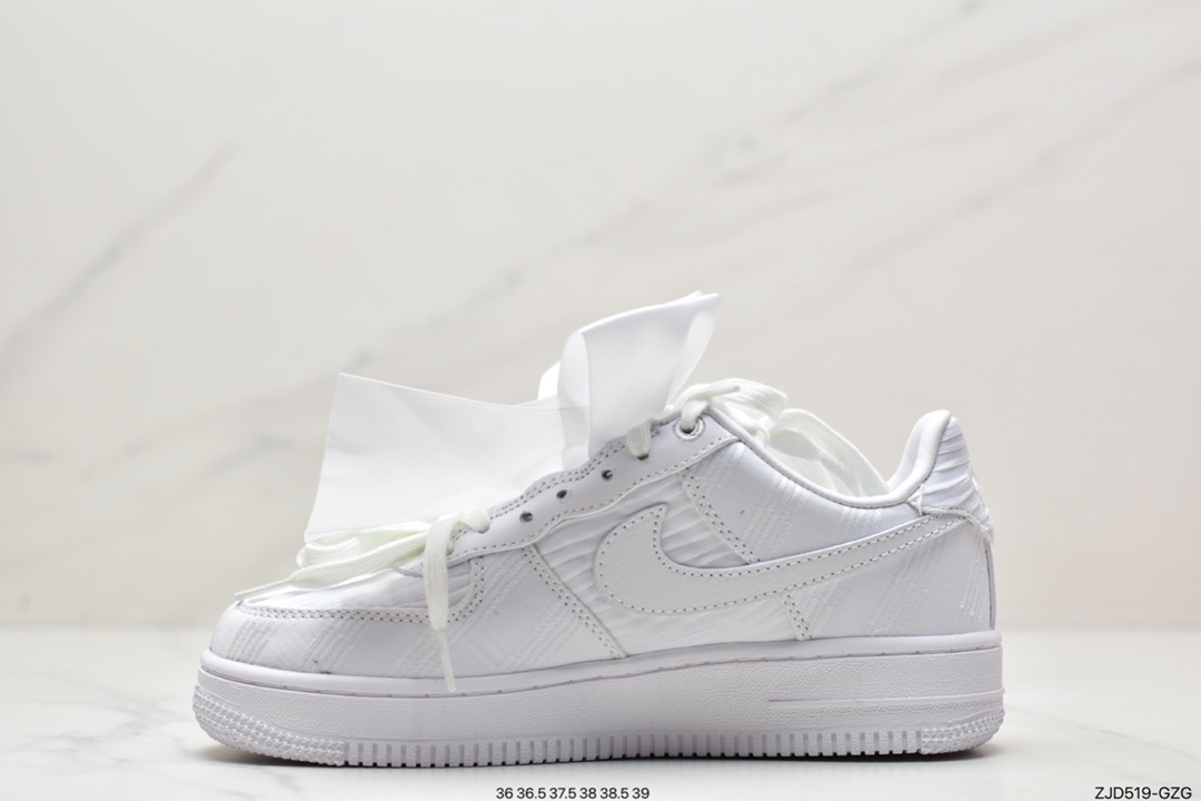 240 耐克NK Air Force 1 空军一号 官方货号DV4244-111
