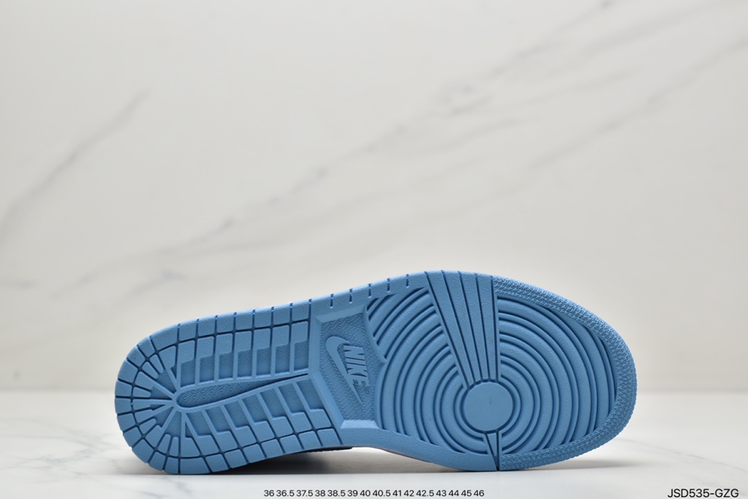 200 Air Jordan 1 Mid AJ1中帮系列“北卡蓝”全头层皮料554724-106