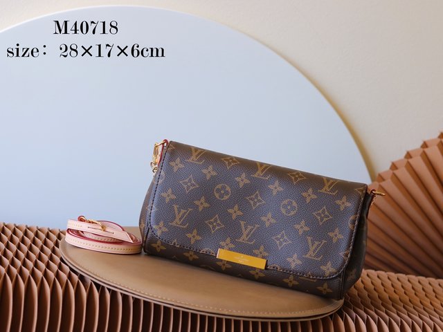 Louis Vuitton LV Favorite Bags Handbags White Damier Azur Canvas Chains M40718