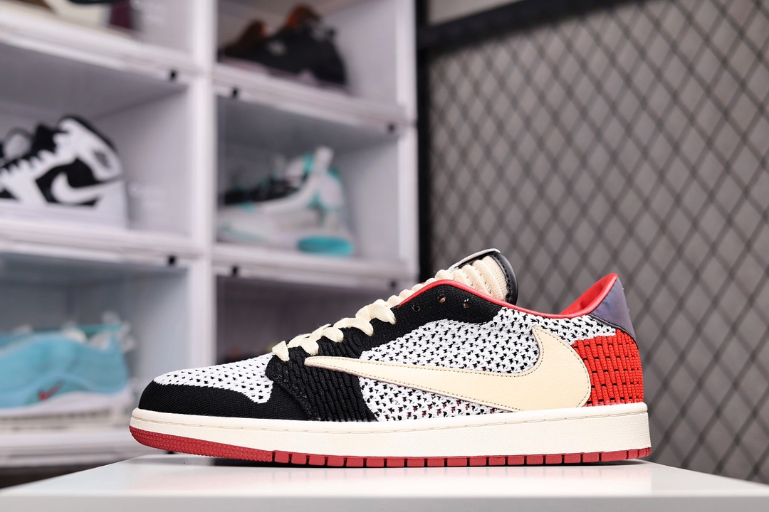 H0 Air Jordan 1 Low Flyknit 低帮 黑红编织飞线 AJ1 乔丹1代 aj1 乔1 低邦 黑红脚趾编织 乔丹篮球鞋系列 采用了编织材质打造鞋面，同时也采用了Low低帮鞋型。采用了同黑脚趾Air Jordan 1 High 一样的配色方案，黑白红三种颜色的搭配，营造了百搭又活力无限的亮眼效果。同时也是当下最为流行的黑脚趾装扮，极为讨好。这款低帮版本采用了单层的编织材质打造鞋面，无论是鞋帮还是鞋头都有透光效果，透气表现可见一斑。皮革内衬是Flyknit鞋型的标配，鞋垫也是皮革材质，穿着感受非常不错。单层编织鞋面也带来了轻量化的重量表现，鞋款轻便，上脚格外的轻松。