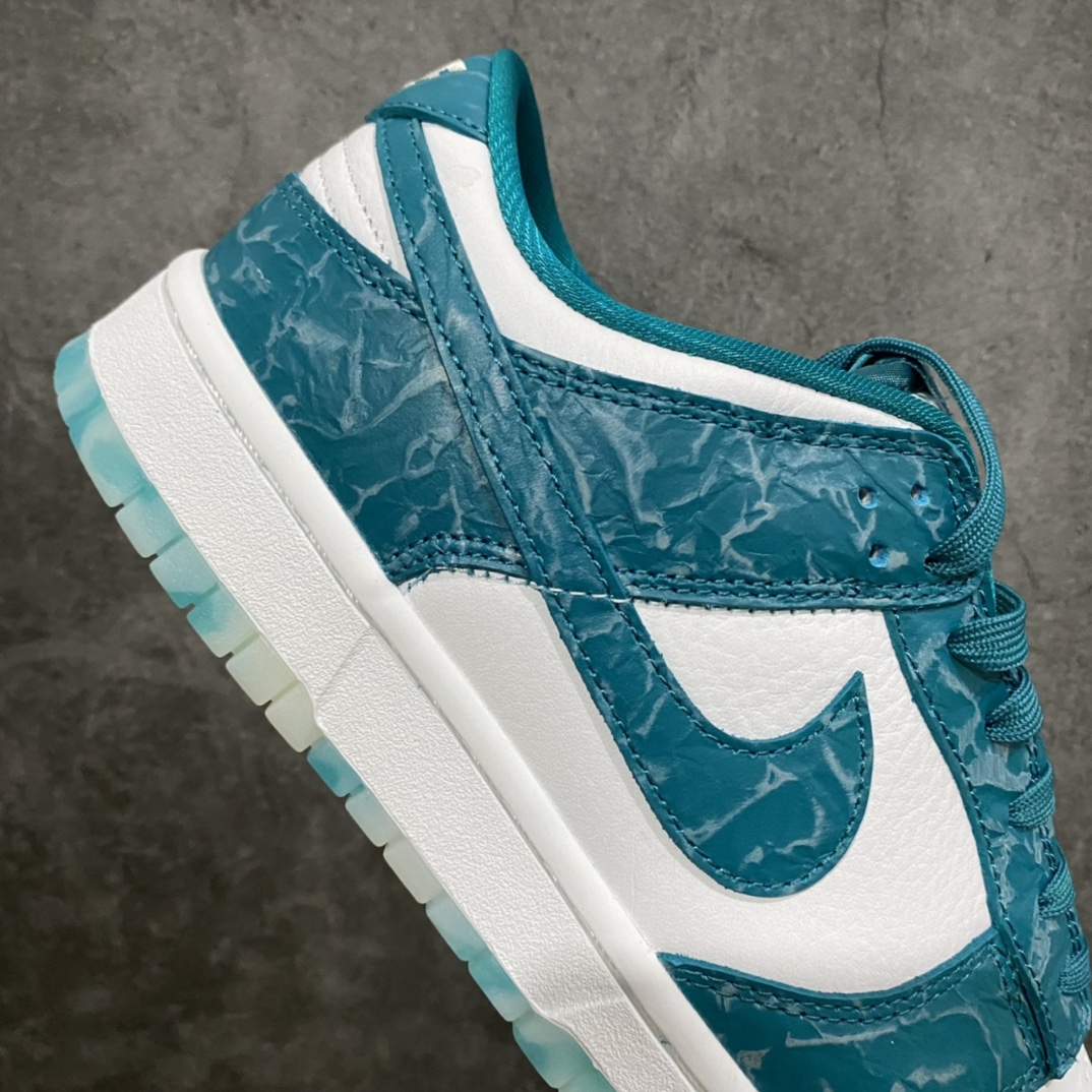 图片[6]-PK版本Dunk Low \”Ocean\” 蓝色 海洋 低帮潮流休闲板鞋 货号：DV3029-100 顶级纯原生产线 独立开发 独家原版原盒 原底原料 开模打造 原厂织唛鞋标 高精密准度 原楦原纸板开发 匹配原版98%以上 后跟垫棉独家呈现 反口里弧度正确 原厂鞋垫 背胶 后跟电绣针数 与正品一致 原厂头层皮料 原厂车缝线 质感无敌 皮料切割干净 无任何毛边 清洁度细节完美 尺码：35.5 36 36.5 37.5 38 38.5 39 40 40.5 41 42 42.5 43 44 44.5 45 46 47.5-选品中心