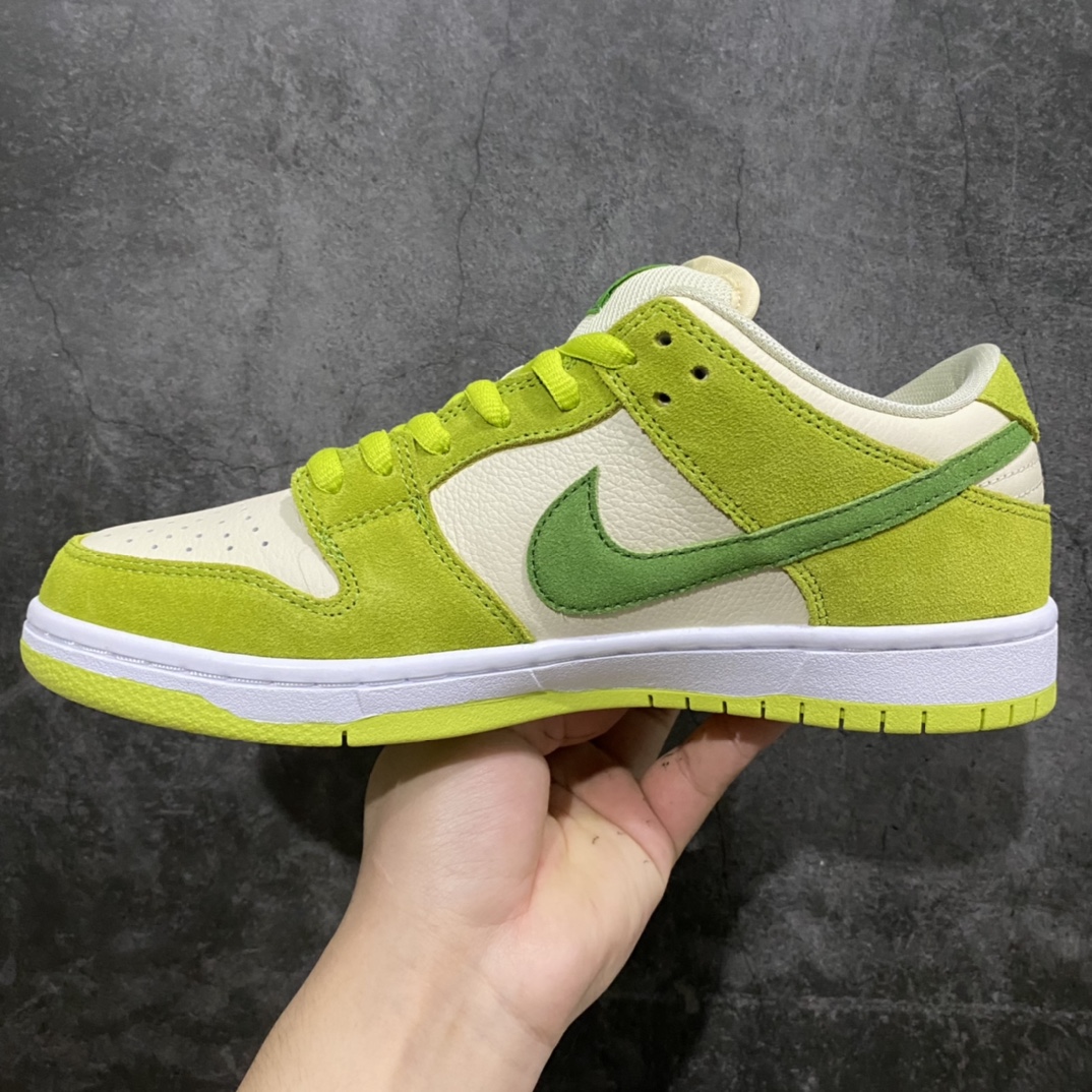 图片[2]-Top纯原 NK Dunk Low 青苹果 独立精准数据化开发 所有材料来自原厂 市面风气败坏 挂羊头卖狗肉的太多 我们坚持真材实料 %100数据化拆解原鞋开发 精准选材 话不多说 真正用心做货的只有这里 拿到手的那一刻才是真的 货号：DM0807-300 尺码：36 36.5 37.5 38 38.5 39 40 40.5 41 42 42.5 43 44 44.5 45 46 4-选品中心