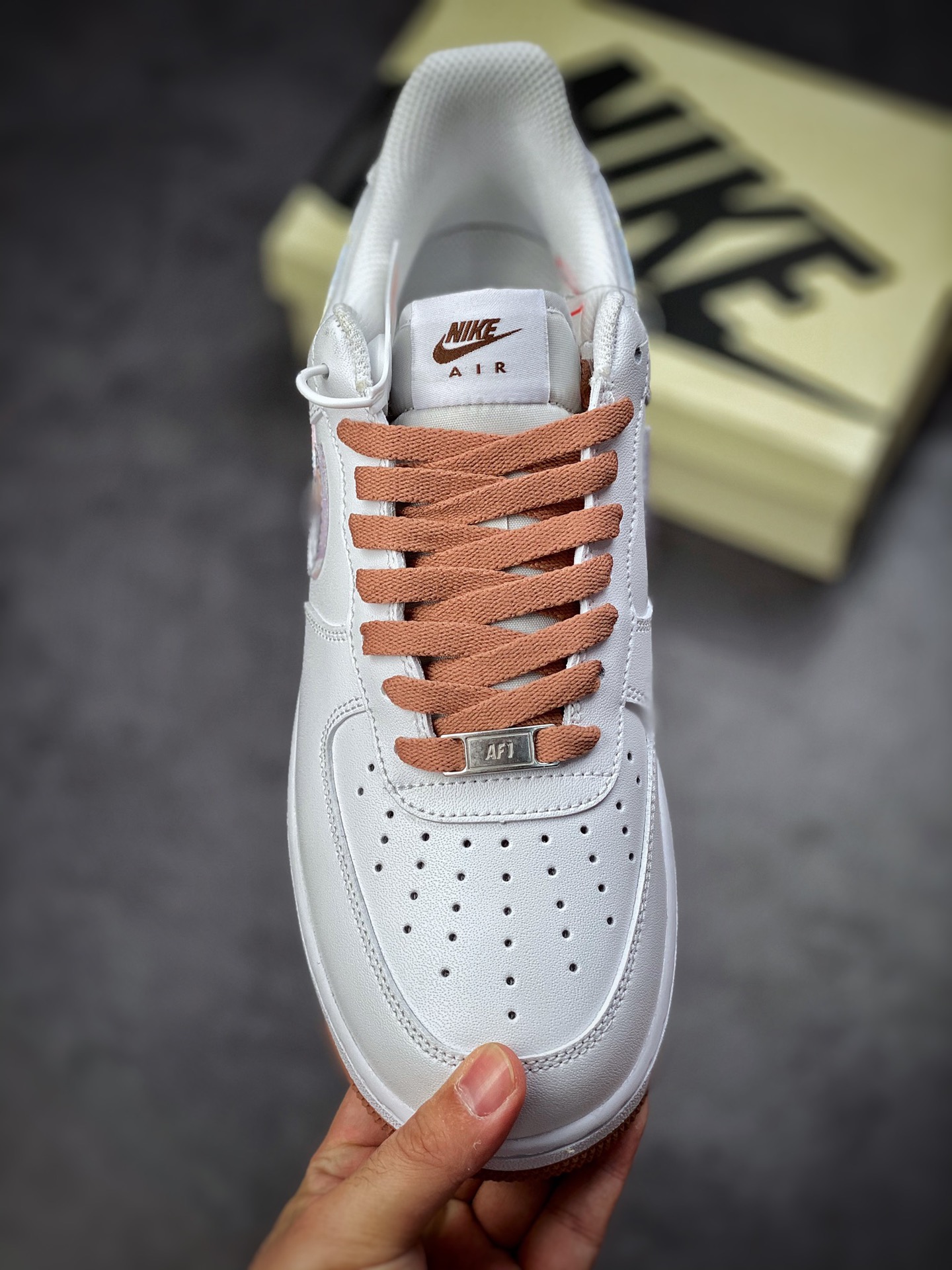 240 Nike Air Force 1 Low 07 白棕彩勾 AF1234-003