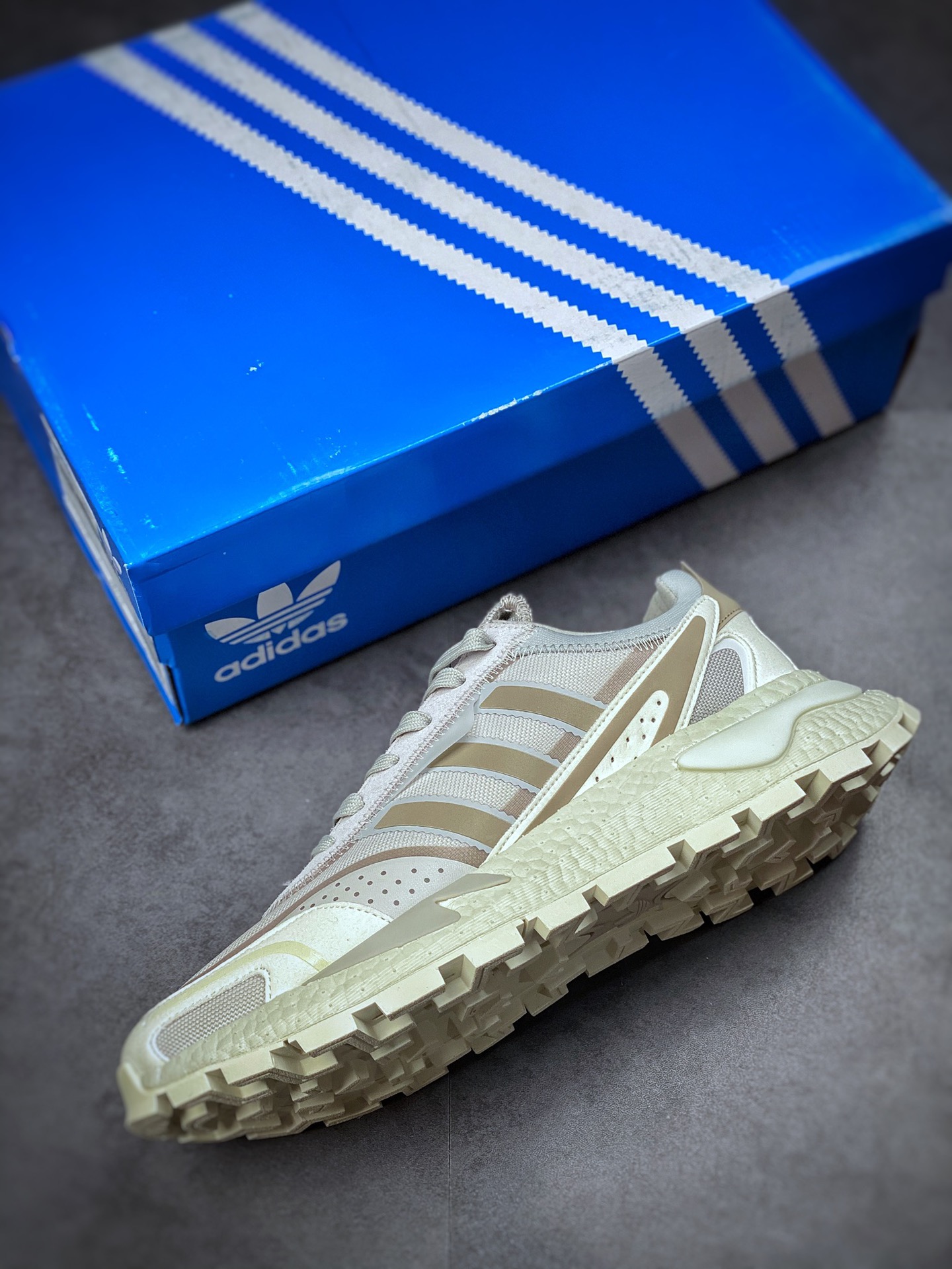 Adidas Retropy P9 Popcorn Midsole Super Elastic Popcorn Midsole Casual Running Shoes H03085