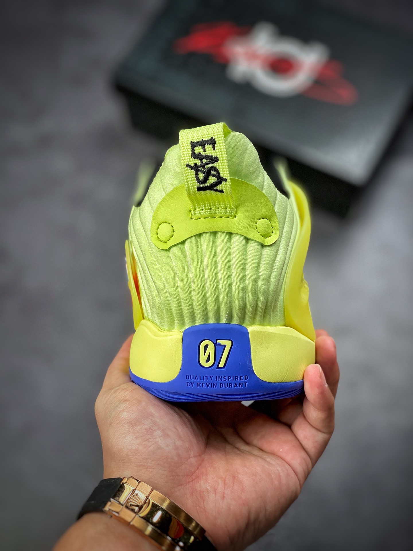 230  Nike KD 15 EP 荧光黄 杜兰特 15代 减震耐磨低帮篮球鞋 DM1054-700