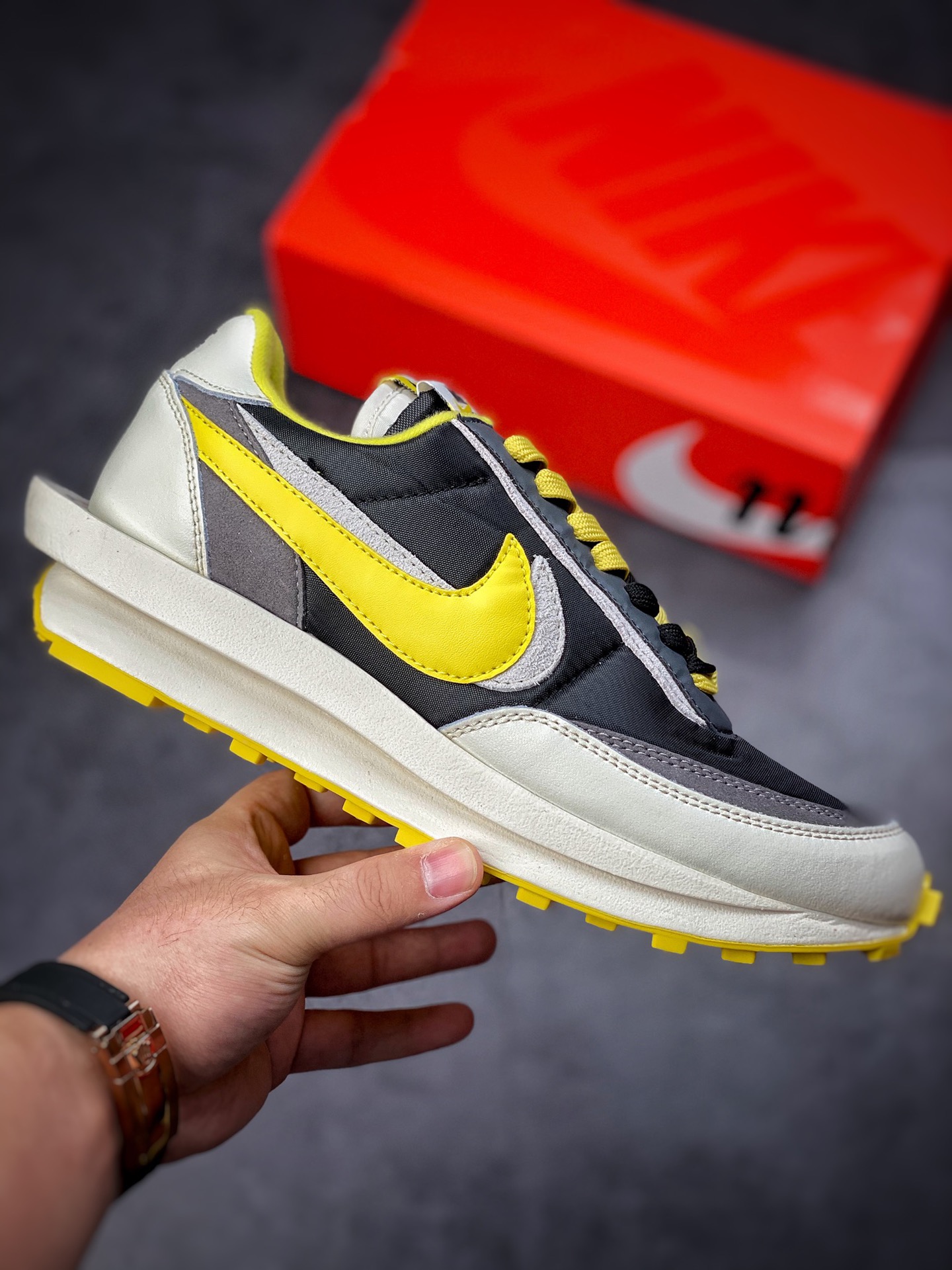 180 Sacai x Nike LVD Waffle Daybreak 联名解构