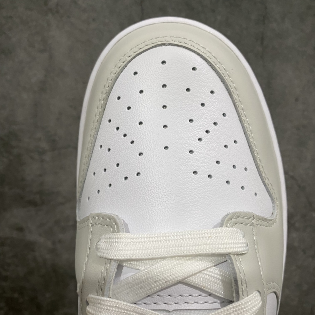 图片[5]-LW纯原 NK Dunk Low SP 白灰 DD1503-103 圈内最强版之一 零售首选 独家原厂航空铝磨具打磨大底 鞋头坡度极致还原 原盒原配 圈内天花板工艺 原厂冲刀 超高清洁度 全鞋零毛边皮料切割 全套原楦原模倾力打造完美版型 采用原厂百宏鞋带以及原厂百宏织唛舌标 内标可供原厂几率过验 原厂中底布黄色点胶 原厂中底布拉帮走线遵循公司‼️ 尺码：36 36.5 37.5 38 38.5 39 40 40.5 41 42 42.5 43 44 45 46 47.5-选品中心