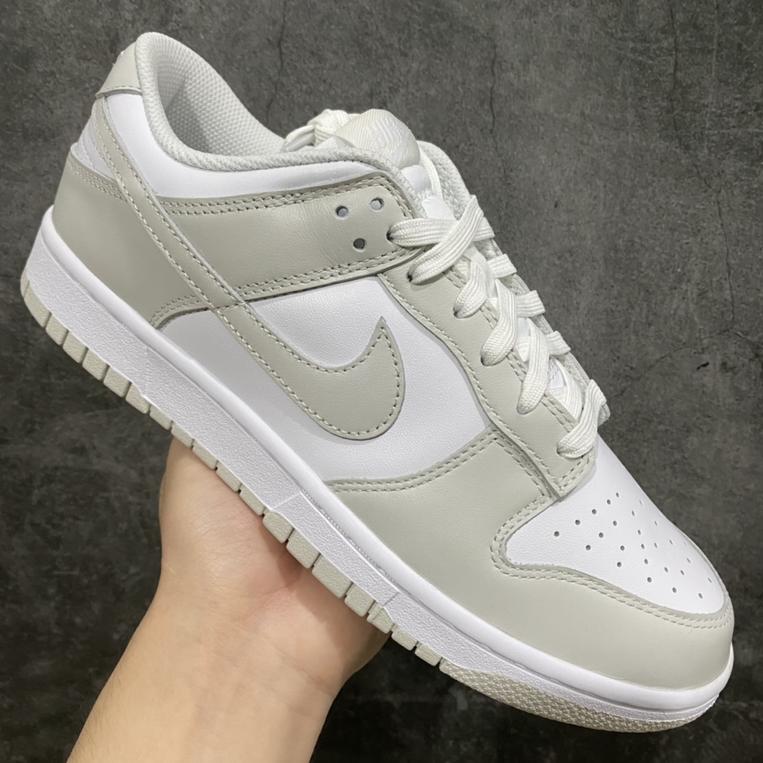 图片[3]-LW纯原 NK Dunk Low SP 白灰 DD1503-103 圈内最强版之一 零售首选 独家原厂航空铝磨具打磨大底 鞋头坡度极致还原 原盒原配 圈内天花板工艺 原厂冲刀 超高清洁度 全鞋零毛边皮料切割 全套原楦原模倾力打造完美版型 采用原厂百宏鞋带以及原厂百宏织唛舌标 内标可供原厂几率过验 原厂中底布黄色点胶 原厂中底布拉帮走线遵循公司‼️ 尺码：36 36.5 37.5 38 38.5 39 40 40.5 41 42 42.5 43 44 45 46 47.5-选品中心