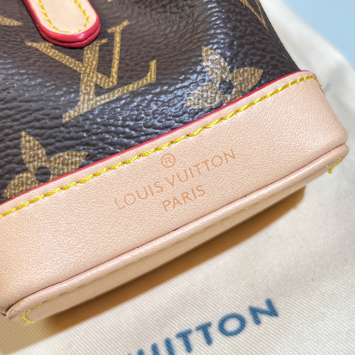 Louis Vuitton Louis Vuitton 路易威登lv迷你水桶包挂件钥匙扣