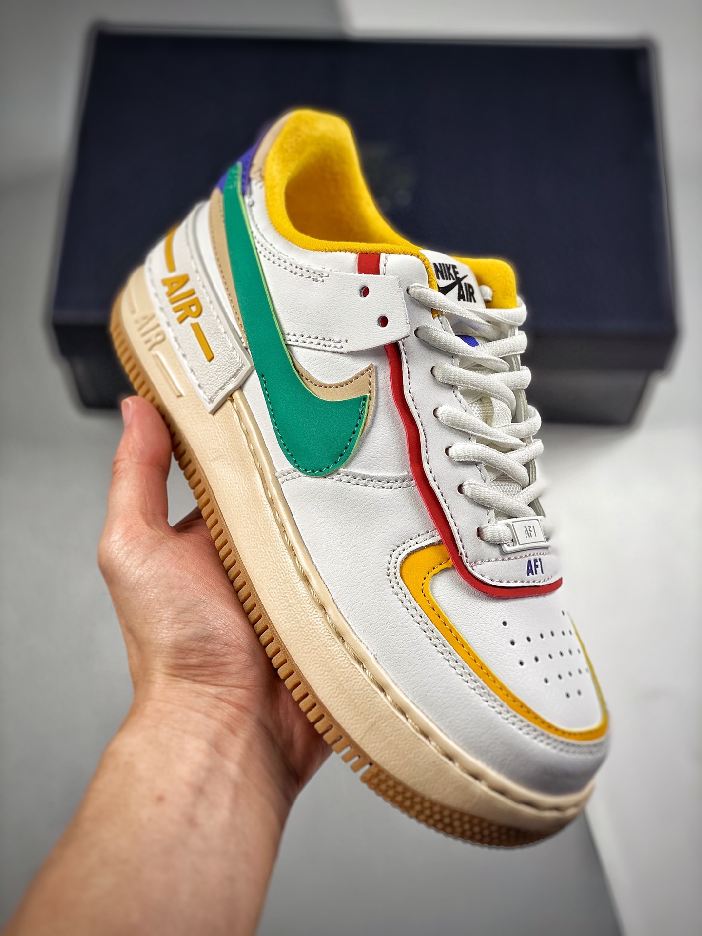 -3 NikE Air Force 1 白色拼接马卡龙 轻量增高低帮百搭板鞋"拼接马卡龙" 全新少女系解构主义设计 双层轻量EVA发泡中底+防滑RB橡胶外圈底鞋底 货号：CI0919 116 码数：35.5-40