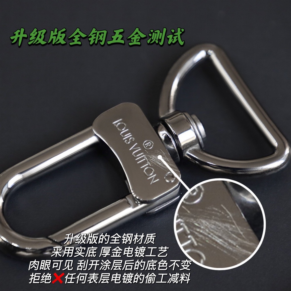 𝐓𝐑𝐈𝐎邮差包 升级版#M69443#
【升级版五金 不褪色不掉色】
告别传统的真空表层电镀枪色五金，
升级版原厂五金⚠️承诺不褪色不掉色‼️