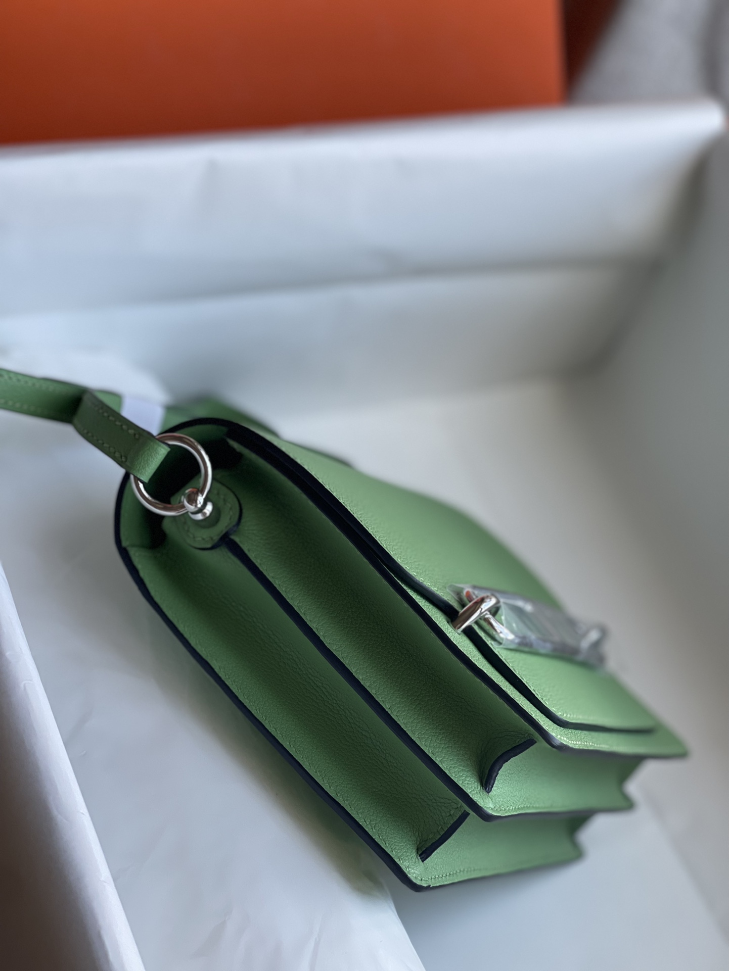Hermès Pig nose bag Roulis 19cm picture oil green gold and silver buckle ready stock Evercolor leather