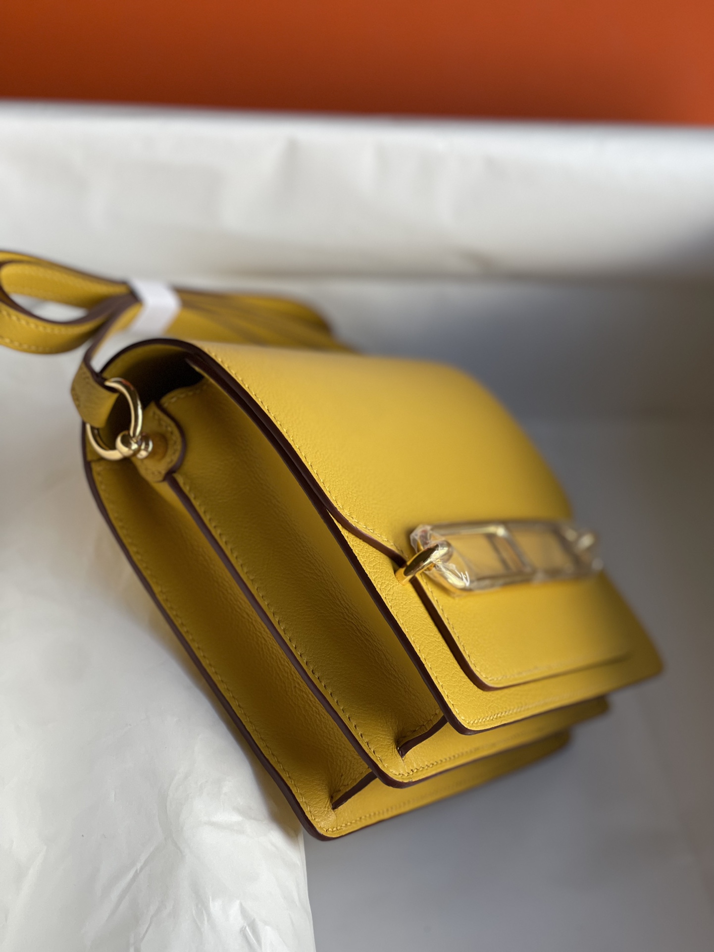 Hermès Pig nose bag Roulis 19cm picture amber yellow gold and silver buckle ready stock Evercolor leather