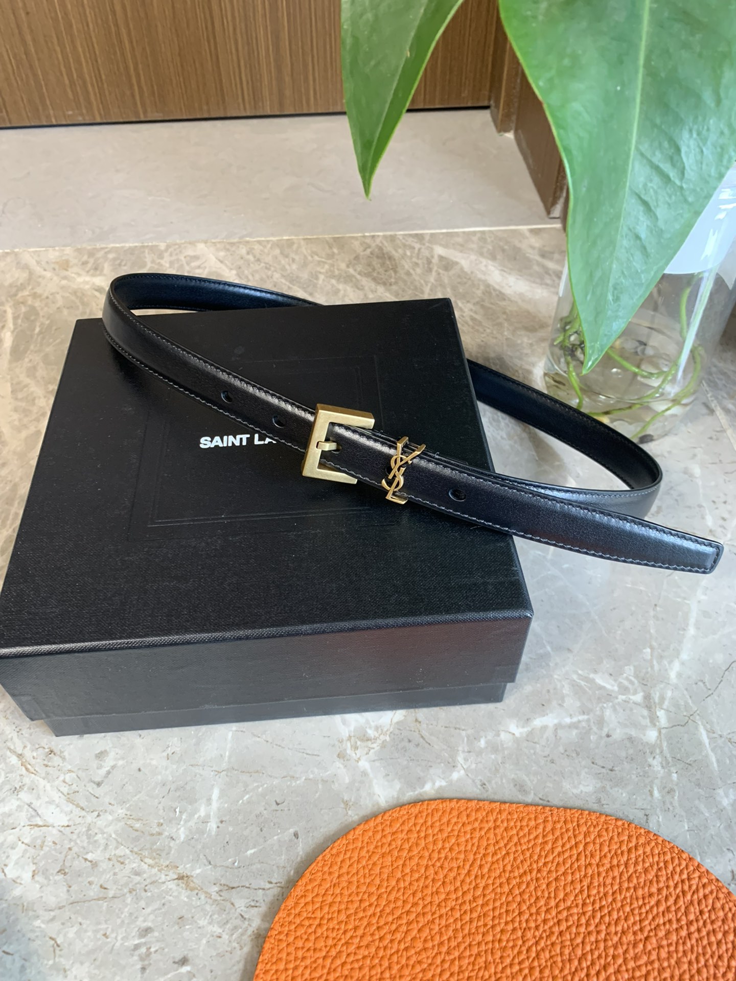 YSL Saint-Lorland Belt: Double-Sided Leather, 3.0cm Width, CASSANDRE Belt Ring - 图片 8