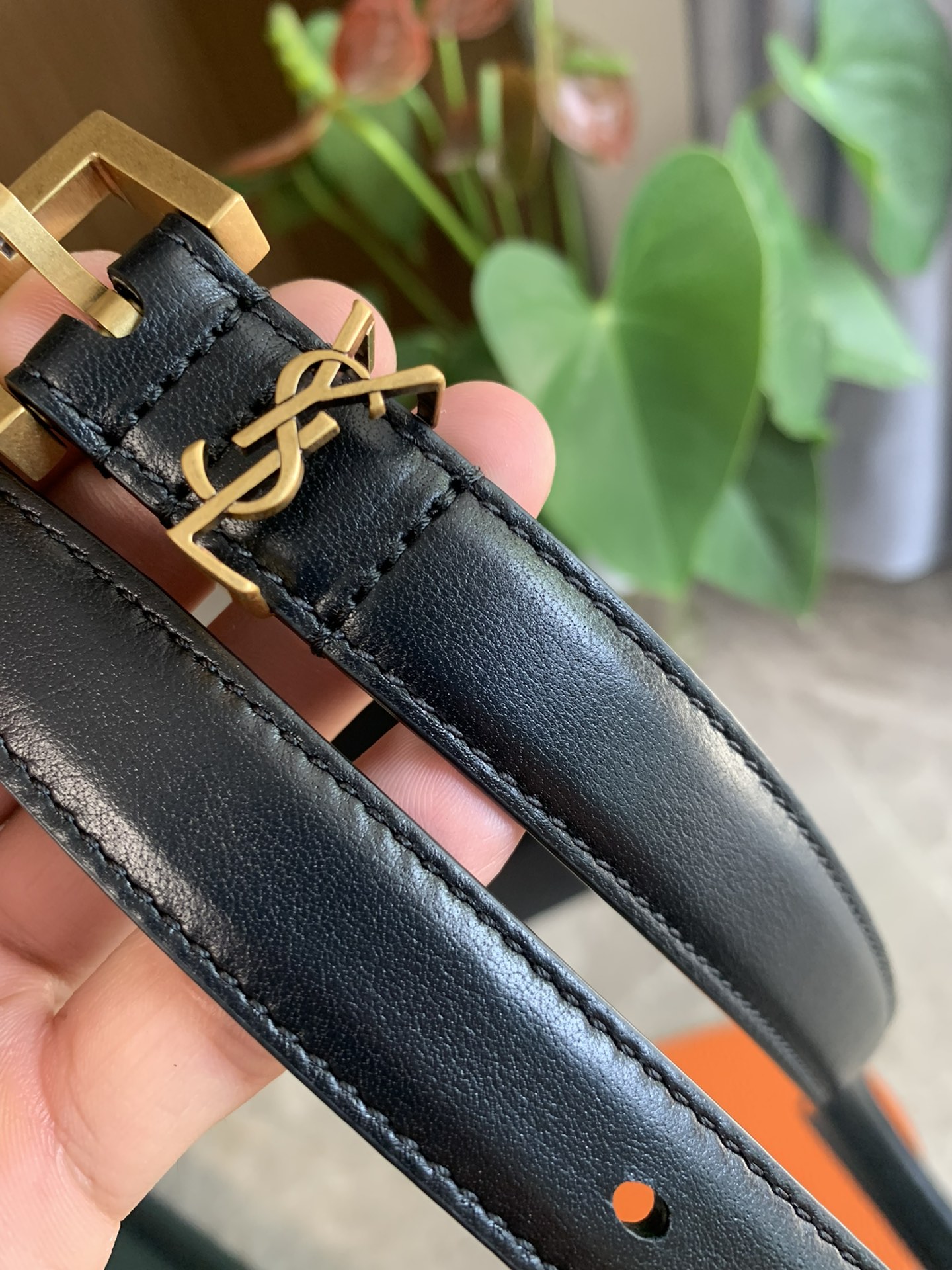 YSL Saint-Lorland Belt: Double-Sided Leather, 3.0cm Width, CASSANDRE Belt Ring - 图片 5